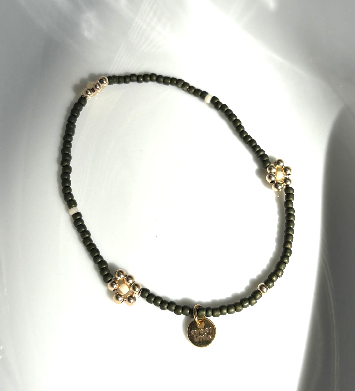 Gold flower fine beaded bracelets