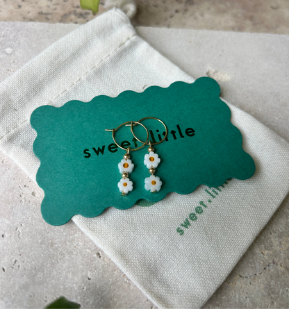 #0045 Daisy Hoop Earings