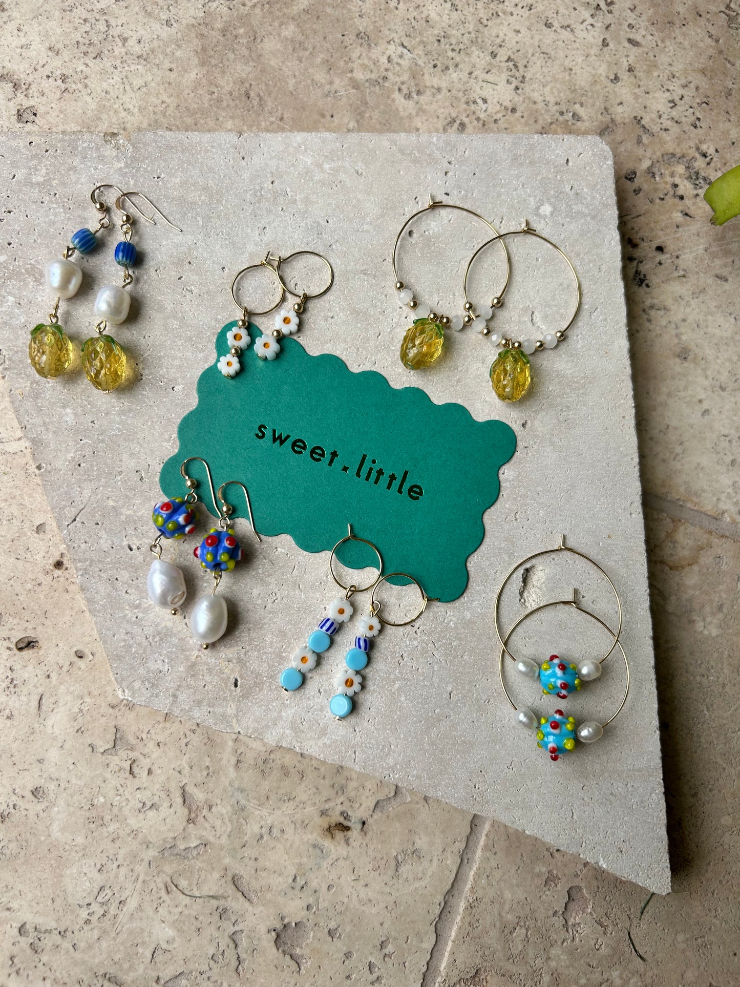 #0045 Daisy Hoop Earings