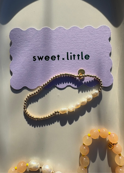 Classic Gold bracelet with pearls