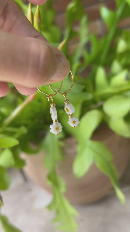 #0045 Daisy Hoop Earings